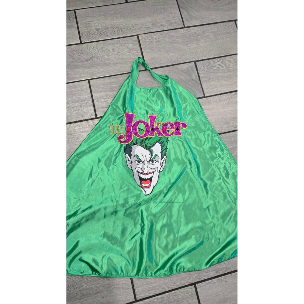 Six Flags DC Comics The Joker Cape Green Satin Embroidered Glitter Cosplay